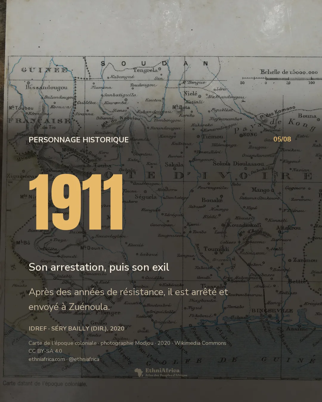 une carte imprimée de l'époque coloniale montrant l'intérieur de la Côte d'Ivoire, ses villes (Séguéla, Man, Bouaké, Toumodi, Bingerville) et ses frontières avec la Guinée et le Soudan français, photographiée sur un support incliné