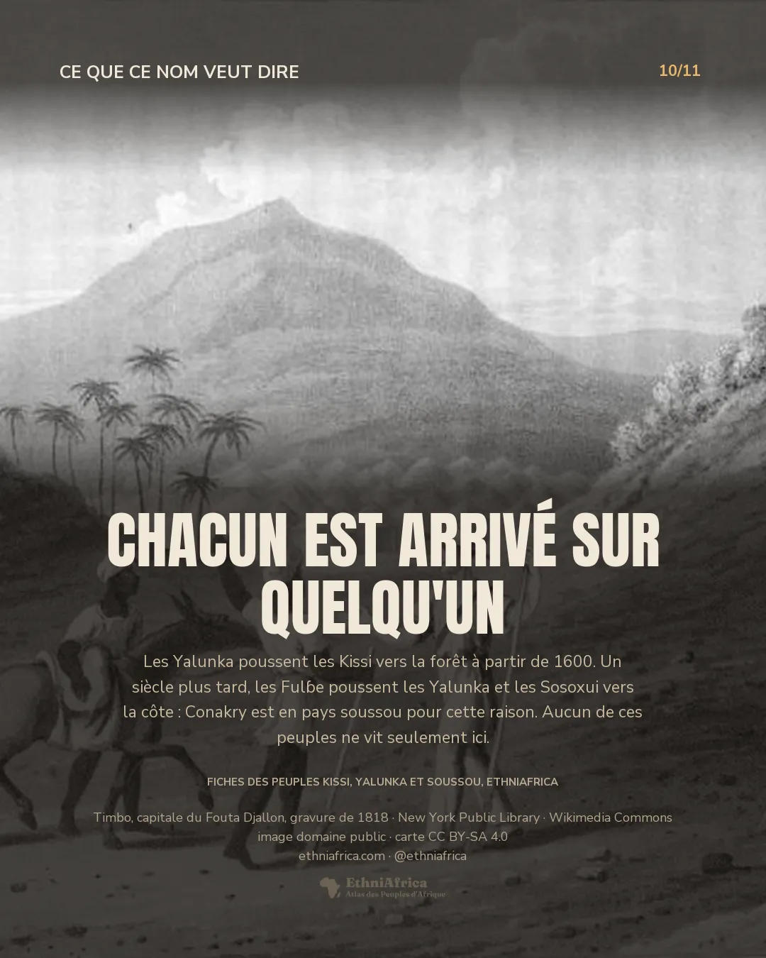 Gravure ancienne : un chemin entre deux collines, trois hommes arrêtés dont l'un mène un âne bâté ; au fond, un village de cases coniques, des palmiers et un pic isolé.